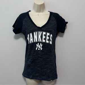 Genuine Merchandise New York Yankees Tee Size S